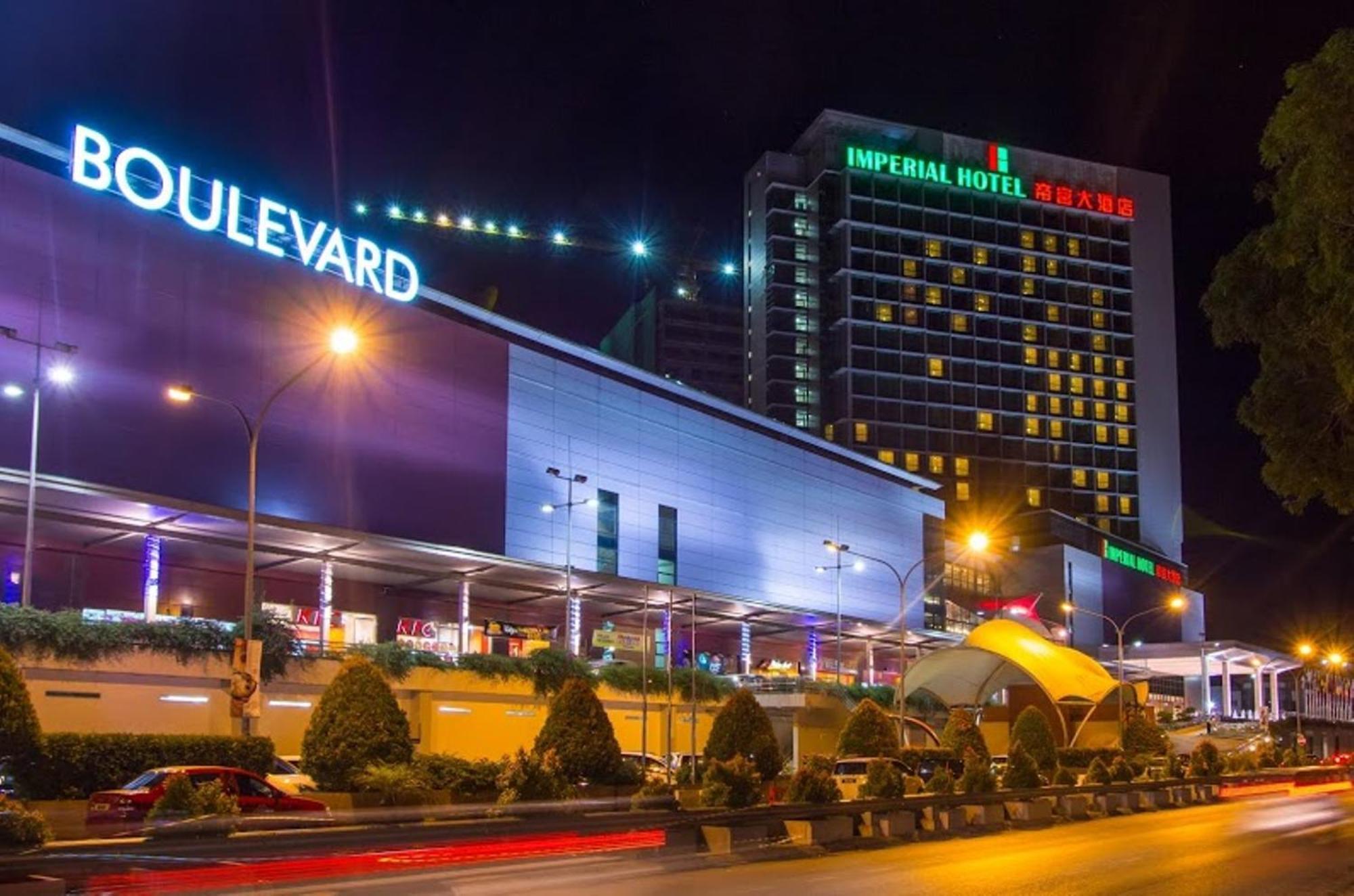 Imperial Hotel Kuching Kültér fotó