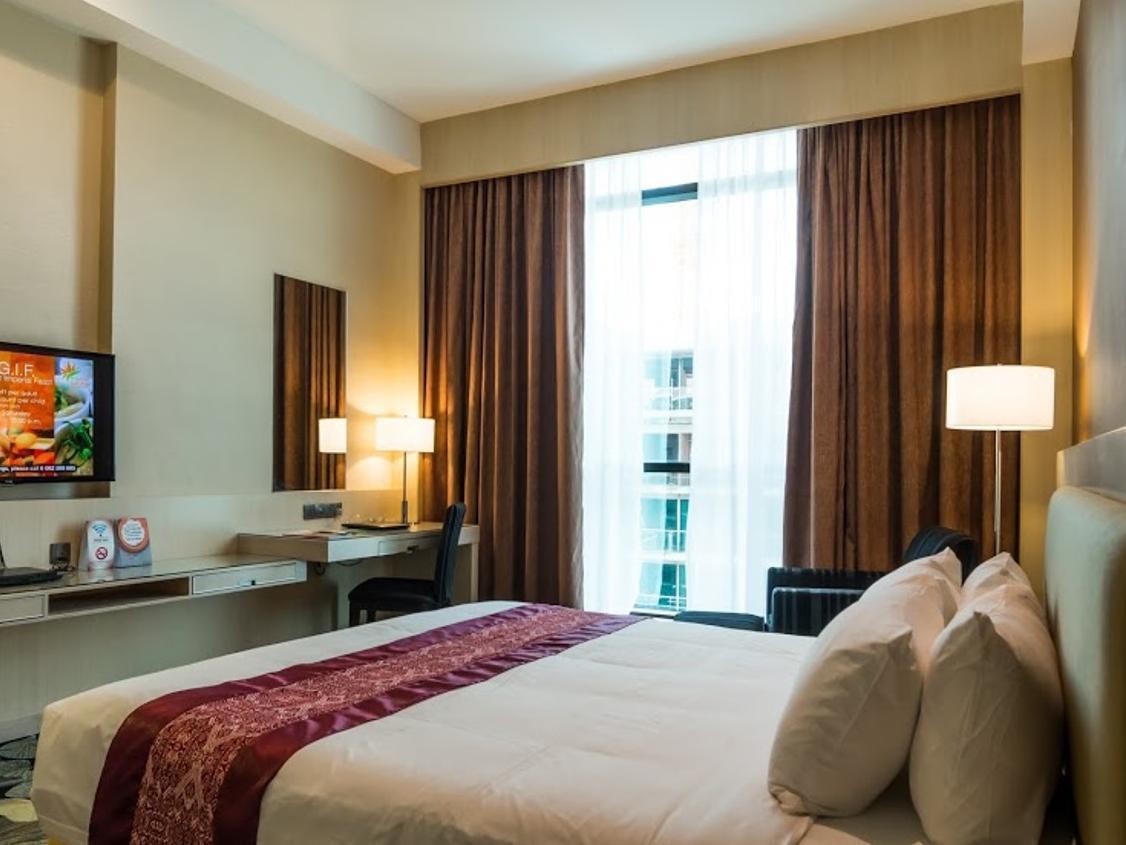 Imperial Hotel Kuching Kültér fotó
