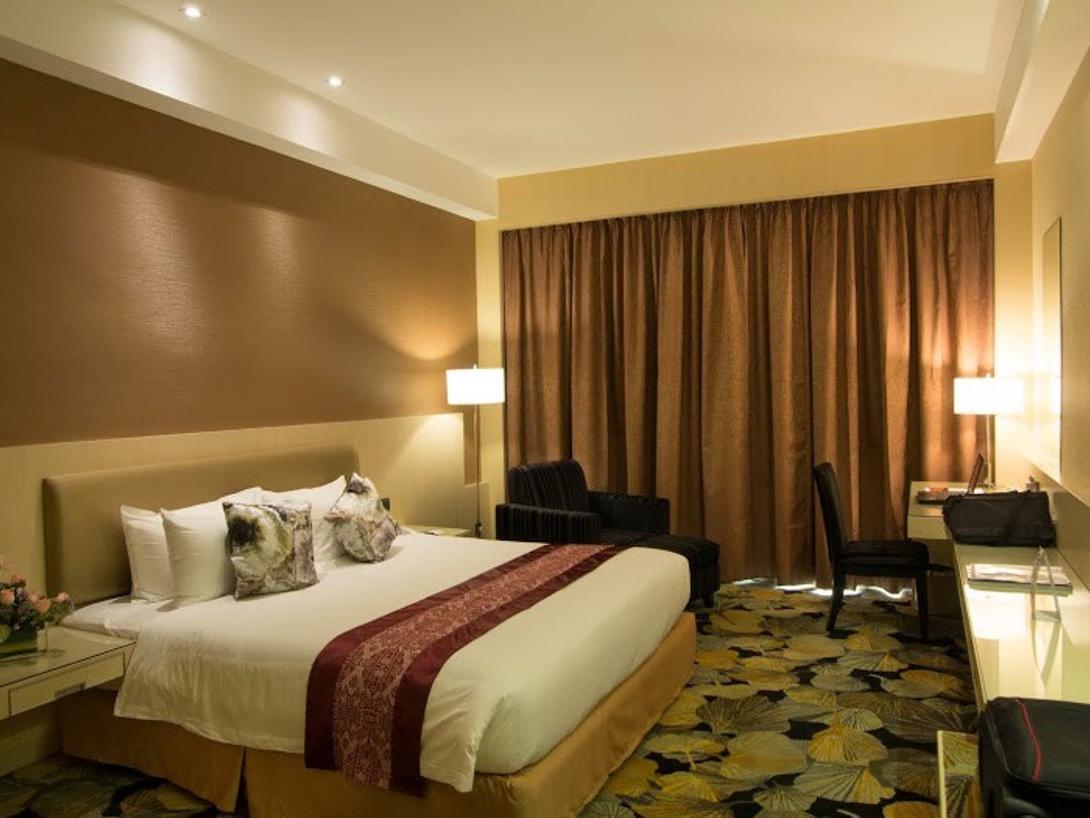 Imperial Hotel Kuching Kültér fotó